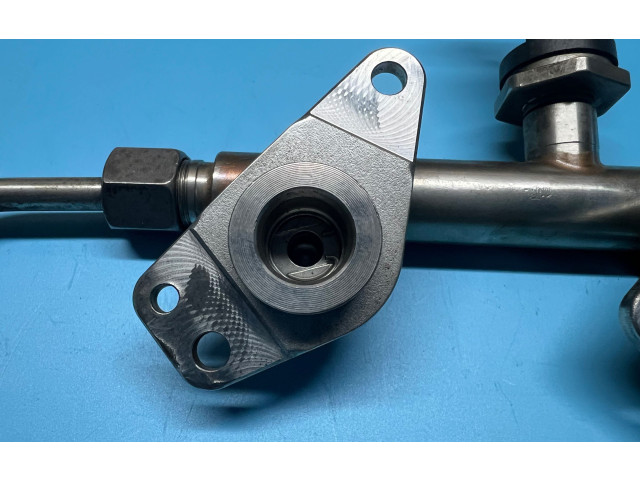 Vstřikovací lišta A2700780645, A2700701400 Mercedes-Benz GLA W156 270910