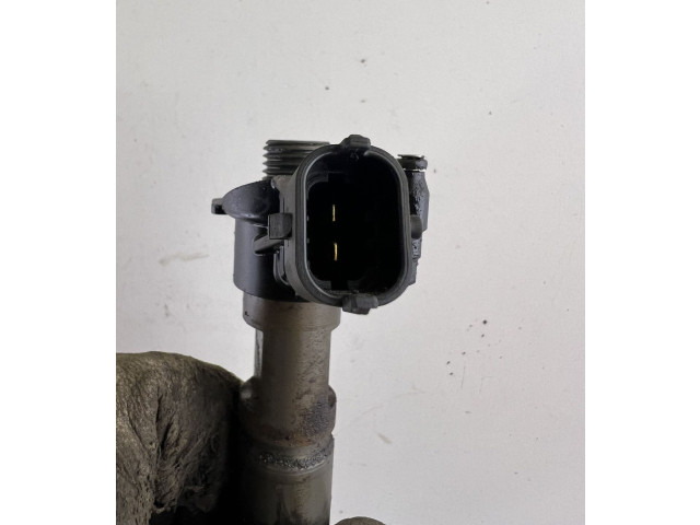 Vstřikovač 15062058F, 080515 Chrysler Grand Voyager V