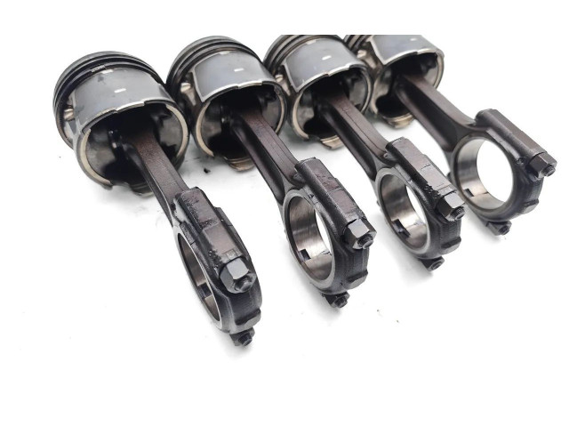 Поршень с шатуном RHJ(DW10BTED4) RHJ, DW10BTED4 Citroen Xsara Picasso