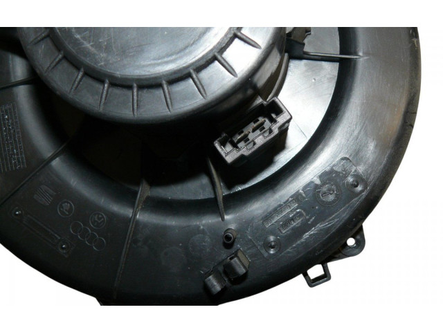 Вентилятор печки 6Q1819015 Skoda Fabia Mk2 (5J)