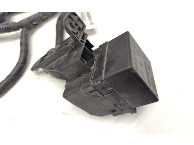 Блок предохранителей  AV1T14K012HDD   Ford B-MAX    