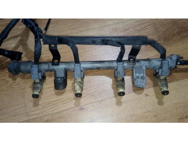 Vstřikovací lišta 3531023600, 35310-23600 9260930013 Hyundai Coupe pro benzínový motor 2.0