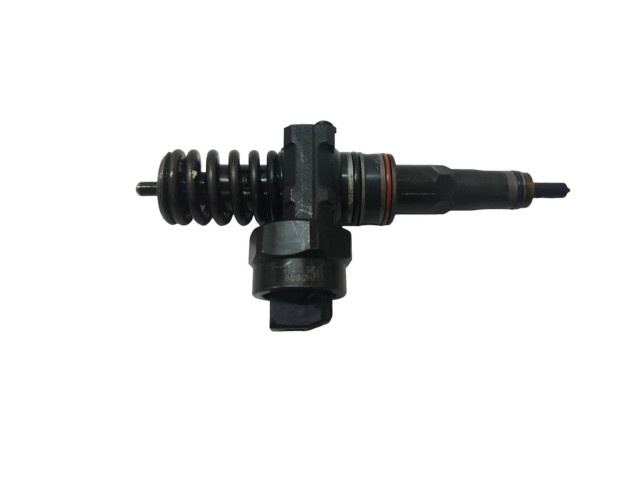 Форсунка 038130073J, 0414720015 Skoda Fabia Mk1 (6Y) ATD