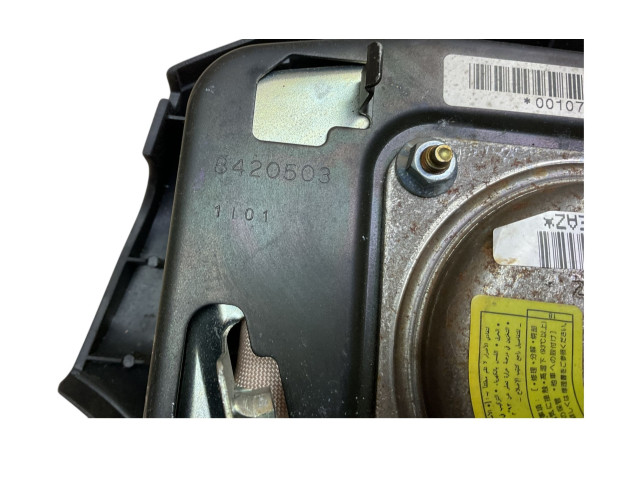 Подушка безопасности водителя 8420503, 001071201CHL Toyota Corolla Verso E121