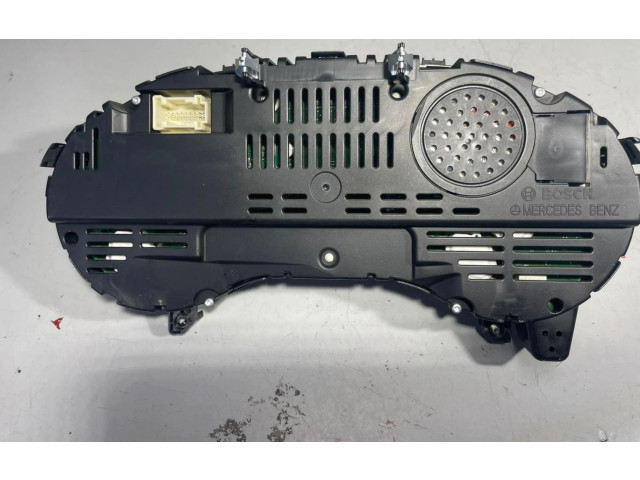 Панель приборов A1769009300   Mercedes-Benz A W176       