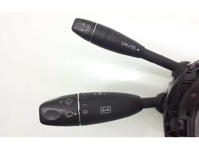 Ручка стеклоочистителей A21290075029051, A2129007502   Mercedes-Benz C W203