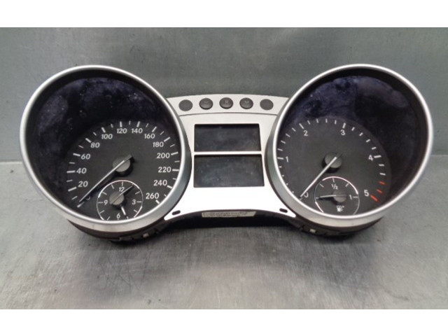 Přístrojová deska Mercedes-Benz R AMG W251 2014 A2514405211, A2C53280905