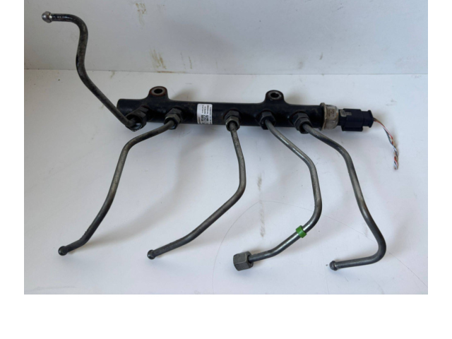 Топливная рампа 9685297580, 94675G01 Peugeot 2008 I