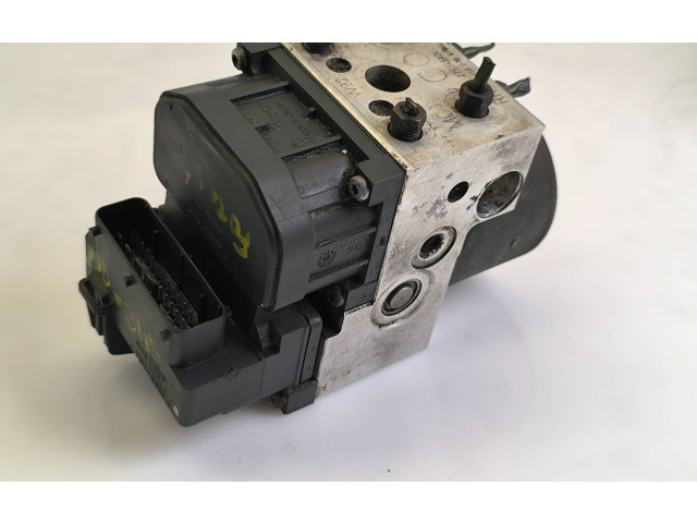 Блок АБС 27534SA001, 11000041660 Subaru Forester SG 2003 - 2005 года