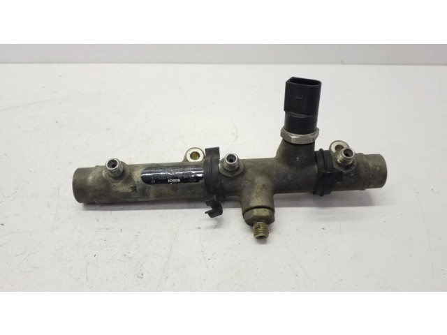 Топливная рампа F00R001650, 059130089D Audi A4 S4 B7 8E 8H 2.7