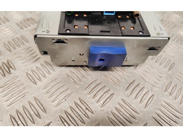 Дисплей    31210428   Volvo XC70