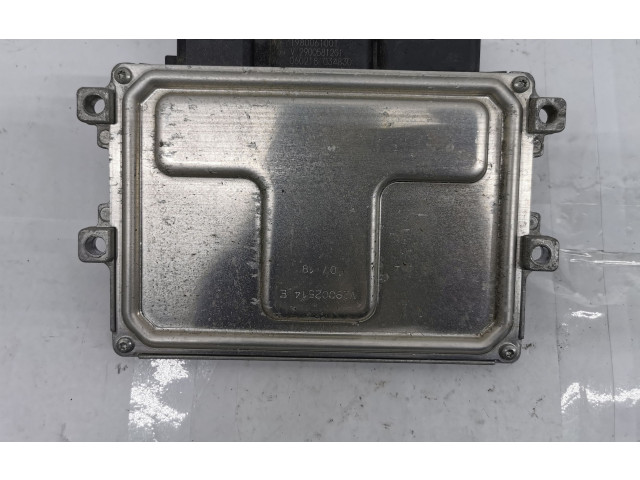Блок управления двигателя 9800913080, 9819657880   Citroen C4 Cactus