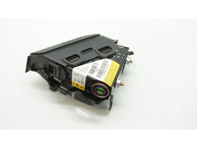 Другая деталь салона