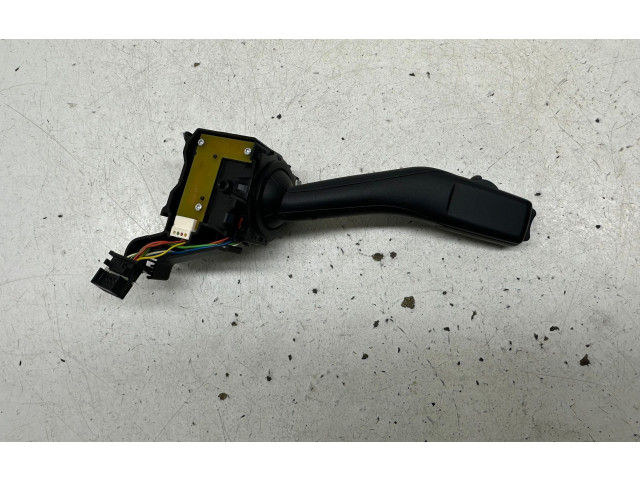 Ручка поворотов/ фонарей 1K0953513G Skoda Octavia Mk2 (1Z)