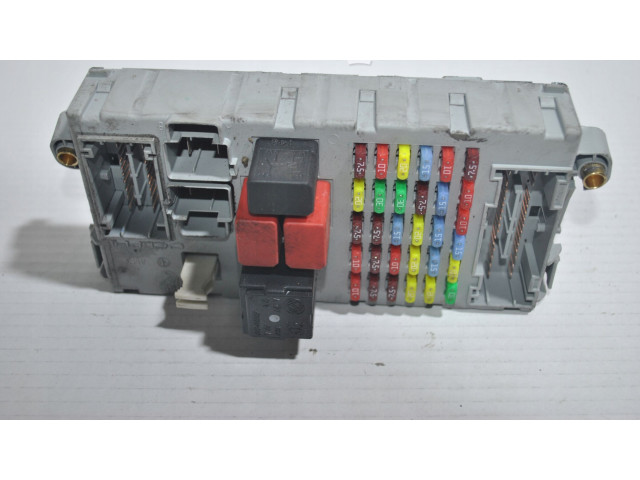 Блок предохранителей 50513350 Alfa Romeo GT