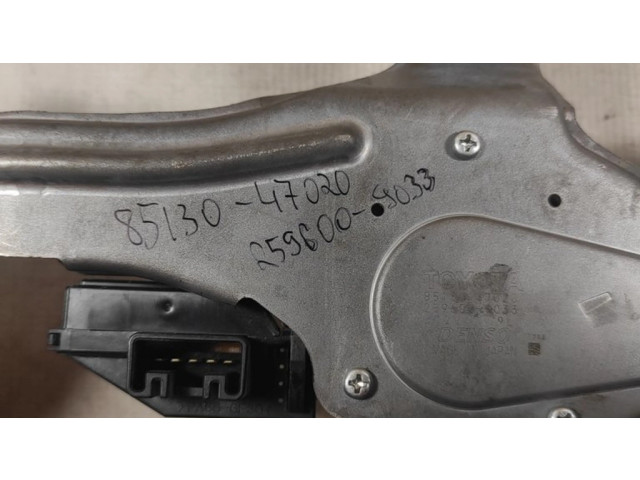 Двигатель стеклоочистителя заднего стекла