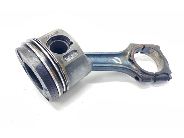 Píst 8854a Mercedes-Benz Vito Viano W639 OM646.982