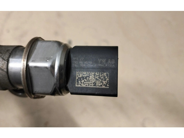 Vstřikovací lišta 04L130764C Volkswagen Tiguan