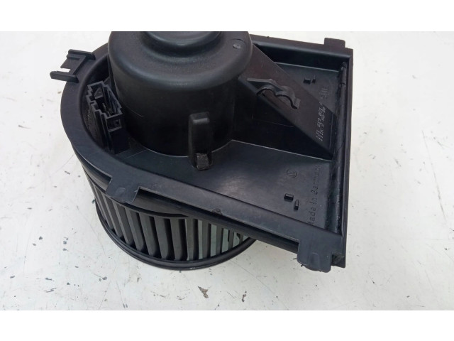 Вентилятор печки Volkswagen Bora