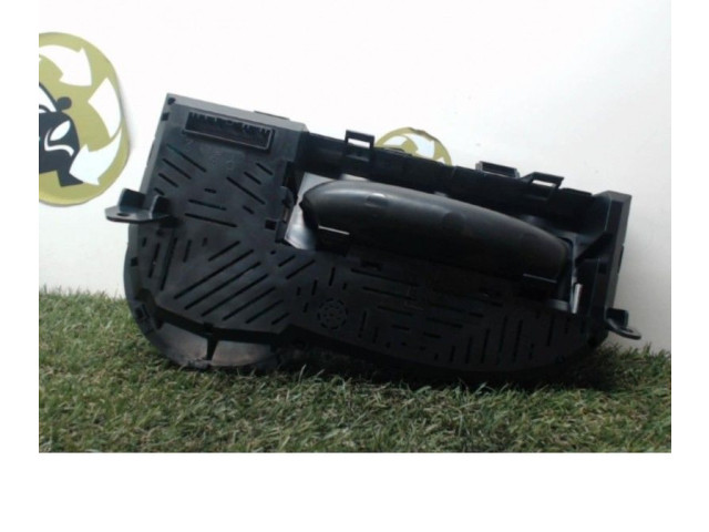 Панель приборов 8200725329, 8200725329   Renault Twingo II       