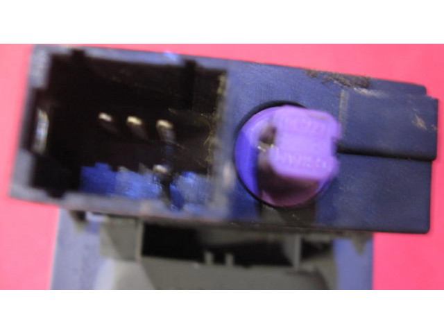 Включатель регулировки высоты фонарей