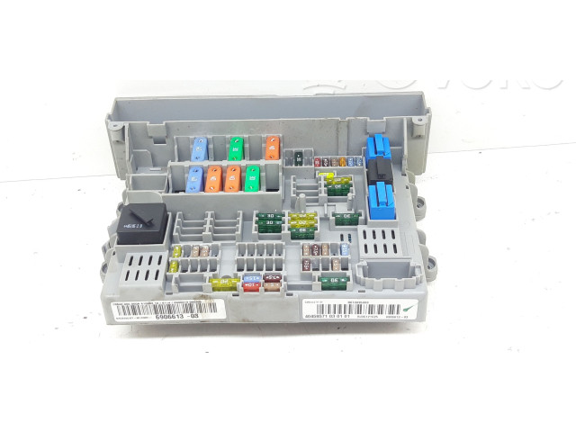 Блок предохранителей 6906613, 106887   BMW 1 E81 E87    