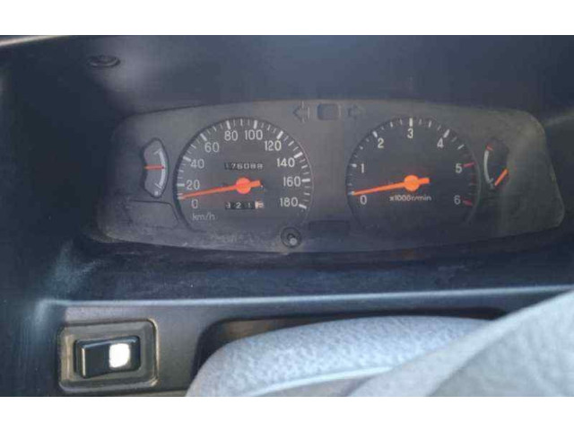 Спидометр (приборный щиток) MR559166 Mitsubishi L200 4D56
