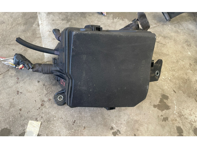 Блок предохранителей     Lexus LBX    