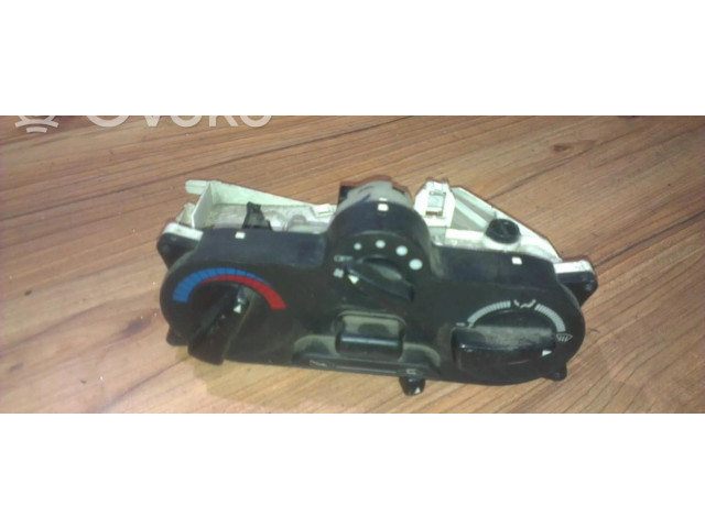 Блок управления климат-контролем 9041704687, mb947678 Mitsubishi Carisma