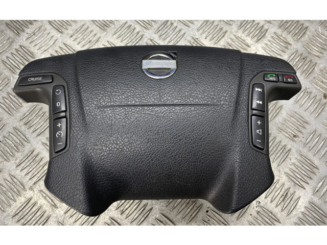 Подушка безопасности водителя 243022610006, 8684196   Volvo V70