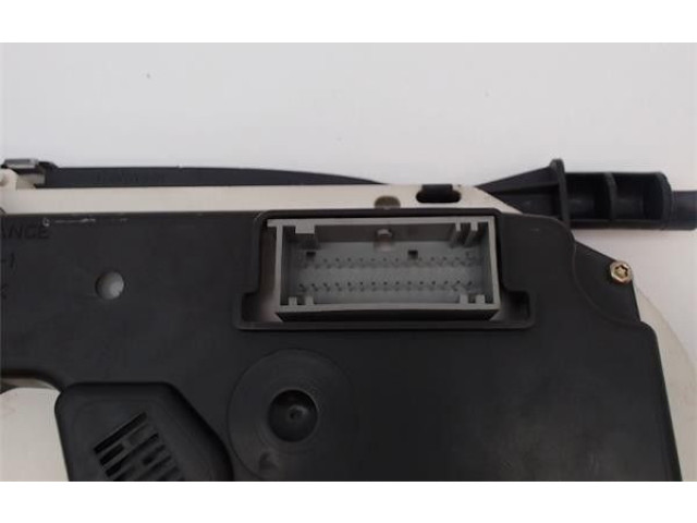 Спидометр (приборный щиток) P8200261102, 216723057 Renault Clio II