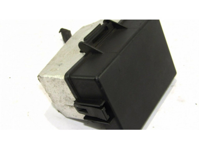 Pojistková skříňka Chevrolet Captiva 2012