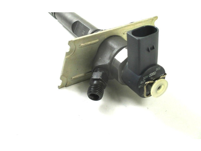 Форсунка 057130276H, 0445110113    Audi A8 S8 D2 4D   