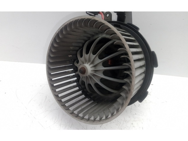 Вентилятор печки    8K1820021-K6193005, BEHR   Audi A4 Allroad