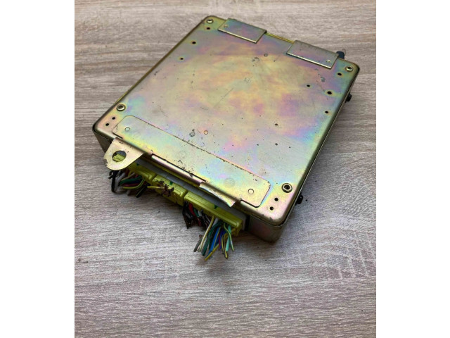 Блок управления двигателем Блок управления MD305771, E2T61586 Mitsubishi Lancer