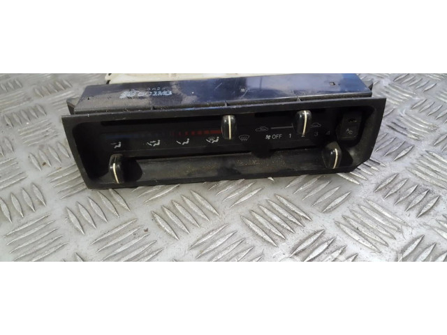 Блок управления климат-контролем Mazda 323