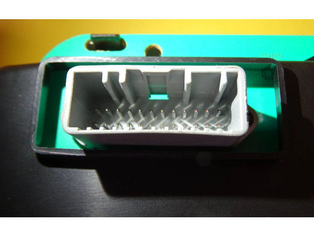 Панель приборов P248107336R Dacia Logan I