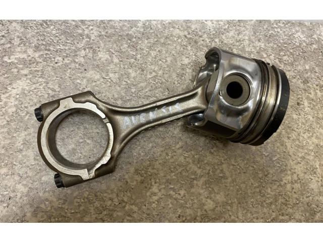 Píst 2AD, FHV Toyota Avensis T250