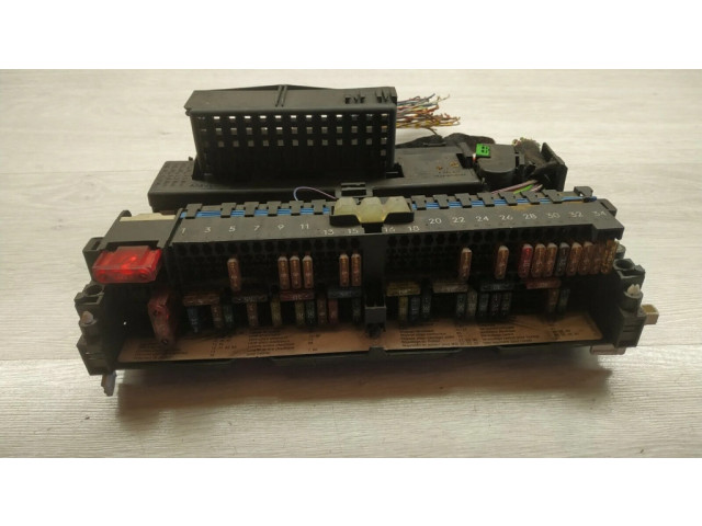 Pojistková skříňka 8364540 BMW 3 E46 1999