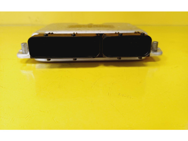 Блок управления двигателя 038906019FF, 0281010662 Volkswagen New Beetle