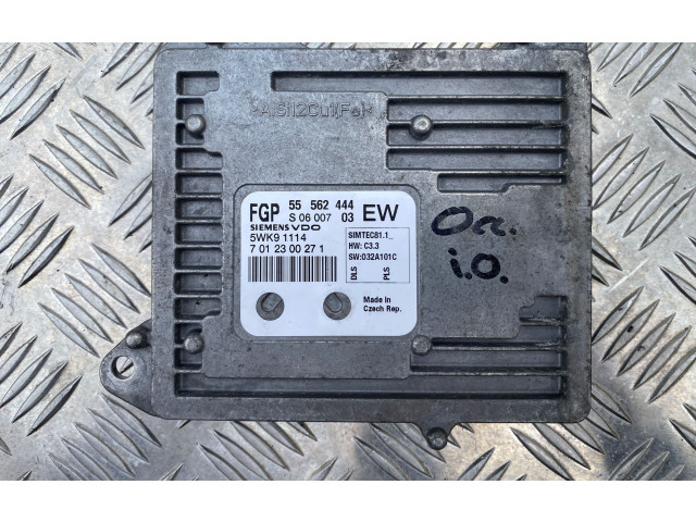 Řídící jednotka 55562444, 7012300271 Opel Zafira B 2005