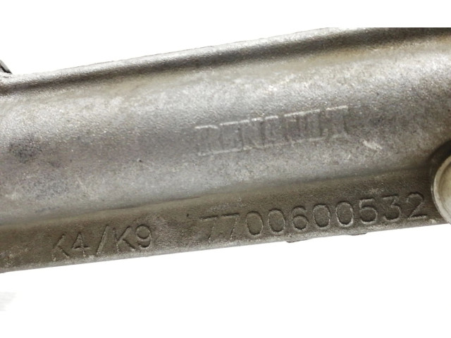 Масляный насос K4JG7 8200150195 Renault Clio III