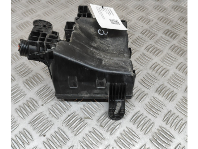 Pojistková skříňka 284B74BA0A Nssan Leaf I (ZE0) 2016