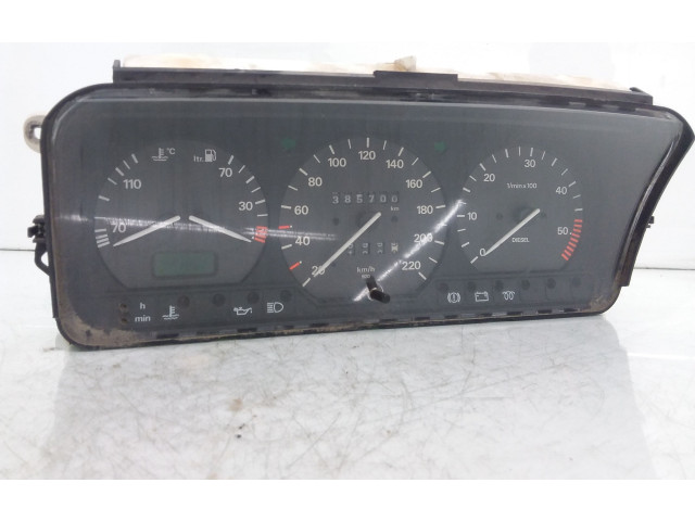 Панель приборов 3A0919033C   Volkswagen PASSAT B4       