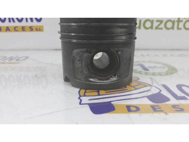 Поршень с шатуном 11257803033 BMW 1 E81 E87 2.0