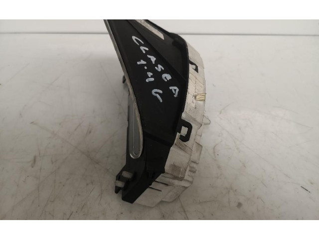 Панель приборов A1685407711   Mercedes-Benz A W168       