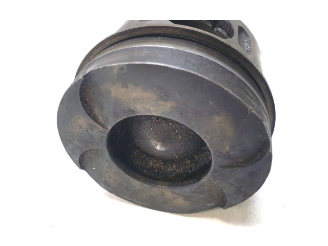 Píst 8854 Mercedes-Benz E W211 OM 646.961