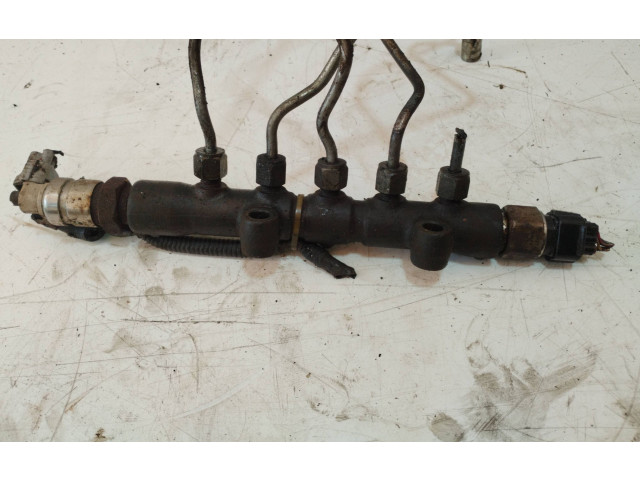 Vstřikovací lišta T0Y0TA, 9458 Toyota Avensis T250