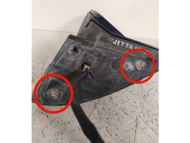 Зеркало электрическое        Volkswagen Jetta V  2005 - 2010 года   