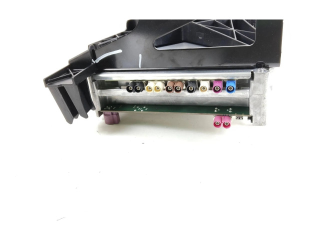 Комфортный модуль 168127100H    Tesla Model 3   